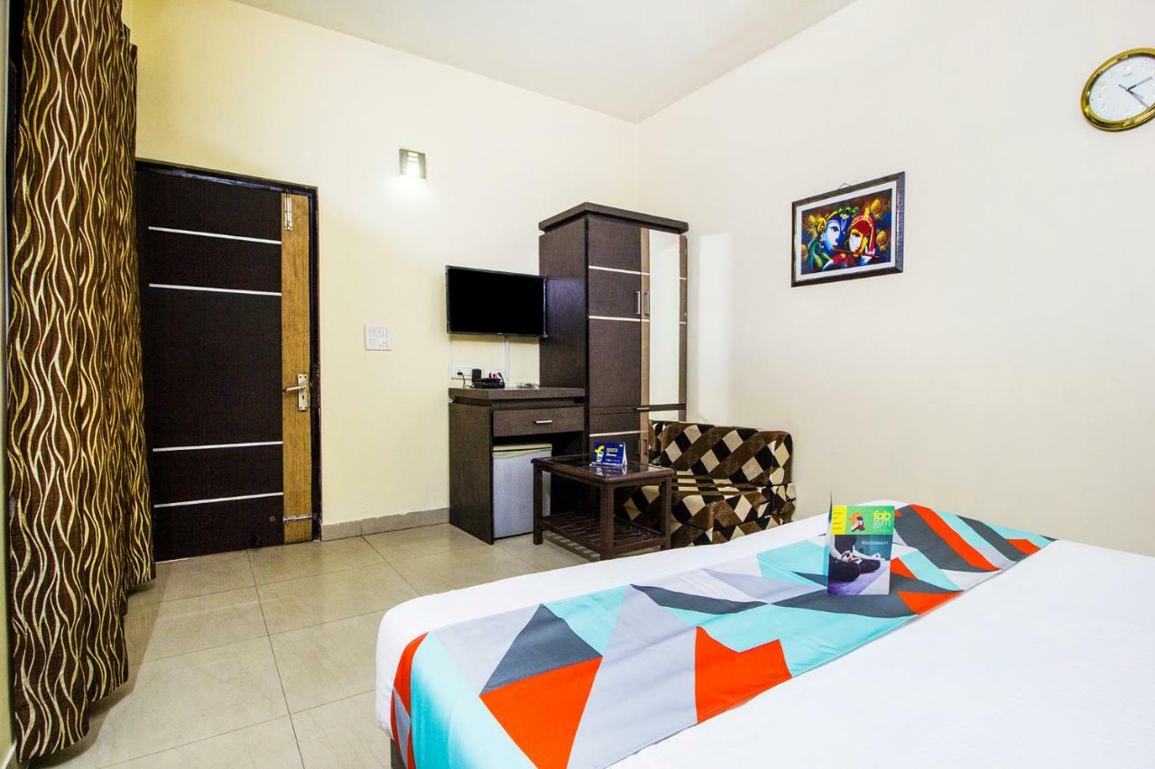 Oyo 9601 Hotel Sunshine Residency Castle Нойда Экстерьер фото